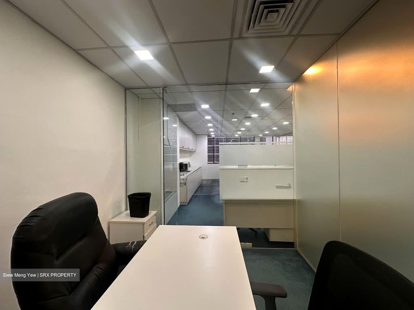 International Plaza (D2), Office #553762391